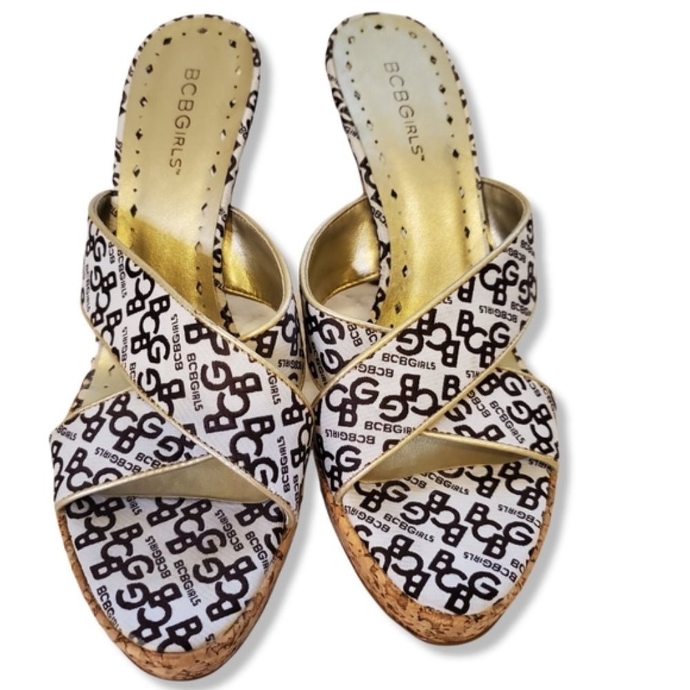 BCBGIRLS | Women's brand graphic print open-toe high heels. Size 8.5B